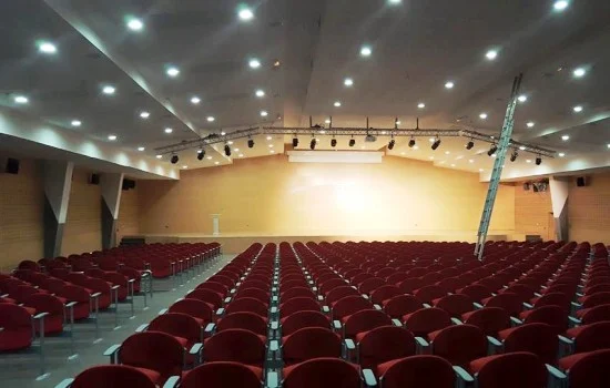 Complexe Culturel Ahmed Boukmakh