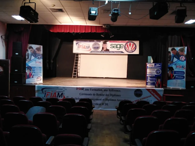 Complexe Culturel Kamal Zebdi